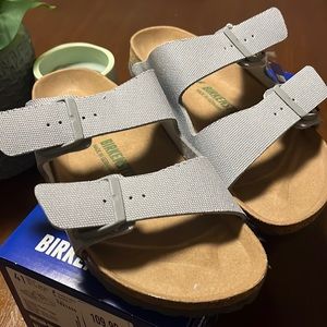 Arizona Rivet logo stone coin Birkenstocks